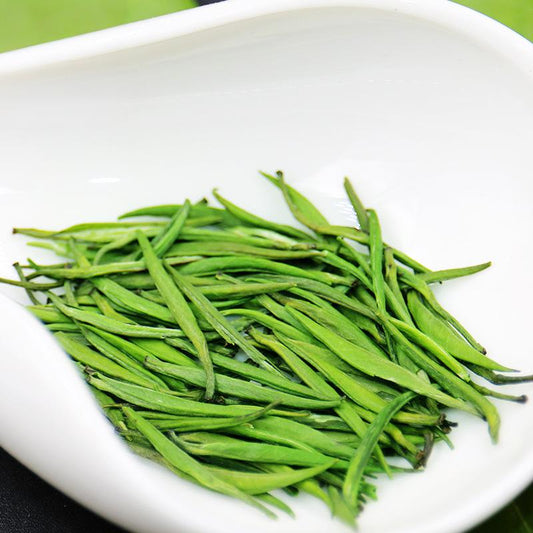 Mount Emei Zhuyeqing   Pure Bud Green Tea